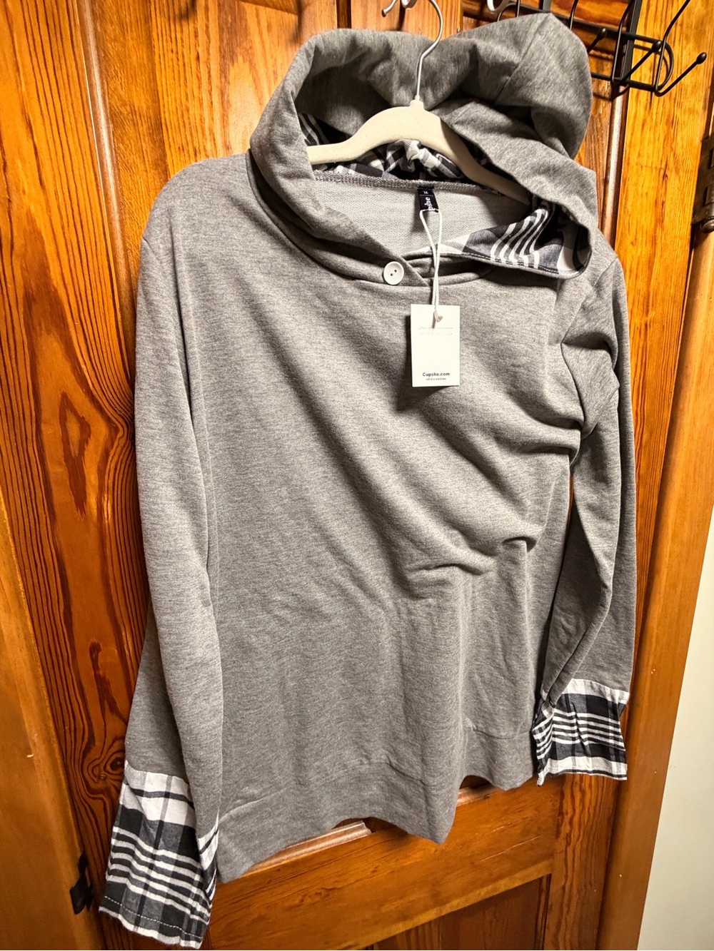 Cupshe Gray Crewneck Hoodie with Plaid Trim